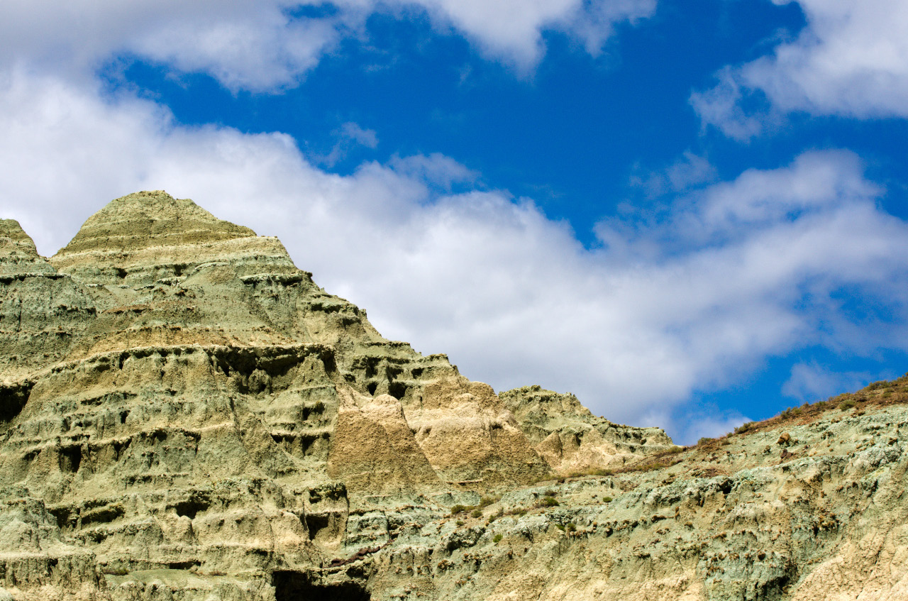 Blue Basin in the John Day Fossil Beds – Island of Time Trail